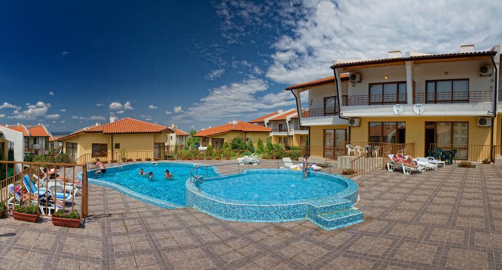 Montemar Villas Pantai Sunny Ruang foto